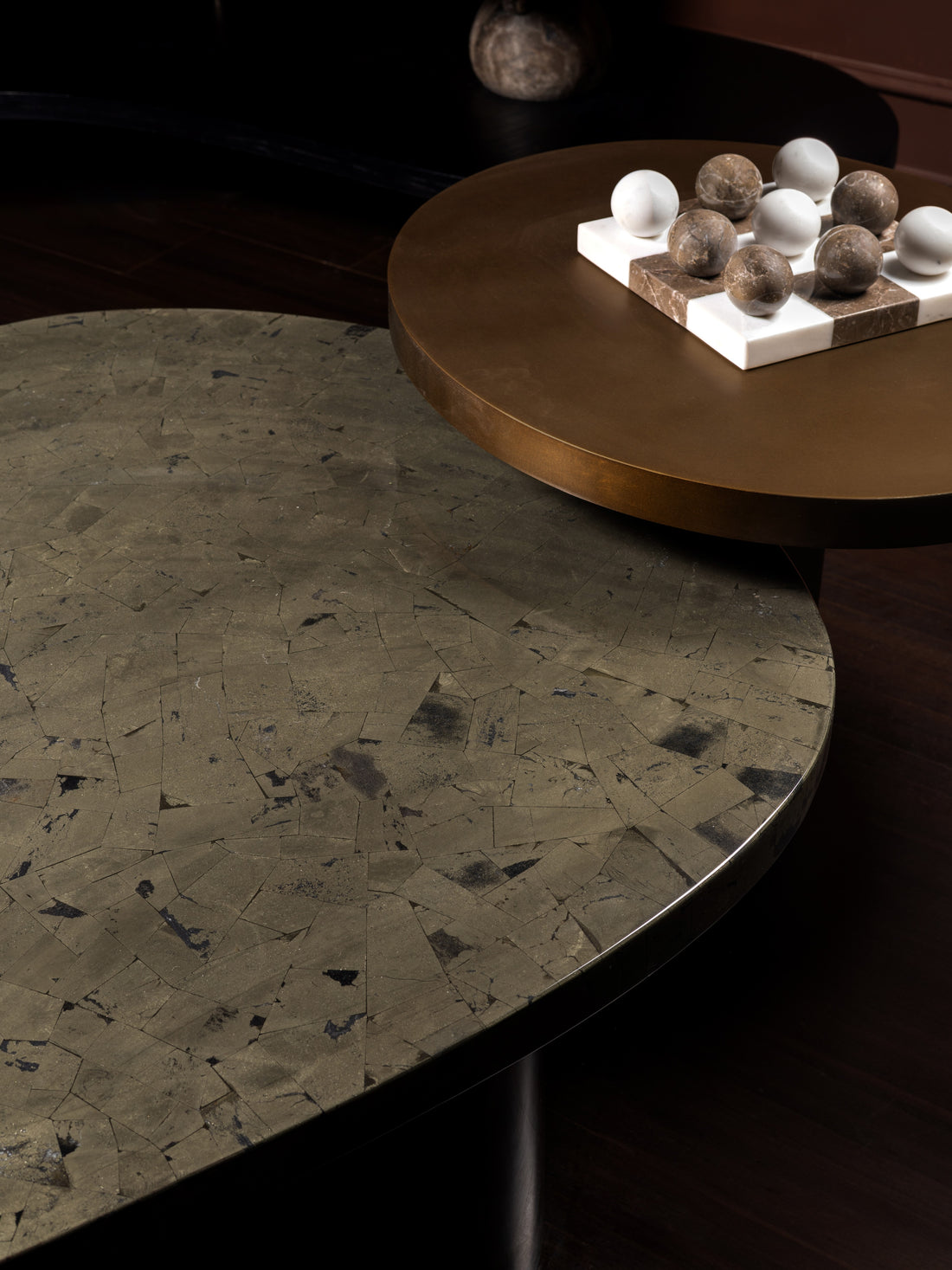 ECHOES NEST OF TABLES