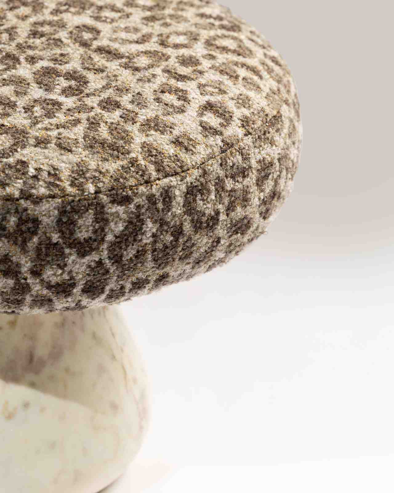 Baihao White Marble Stool