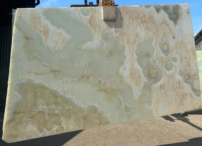 White Illusion Onyx