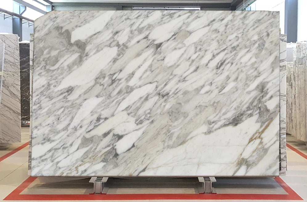 Calacatta Vagli Honed