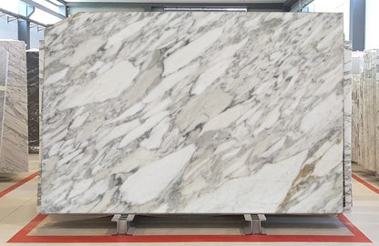Calacatta Vagli Honed